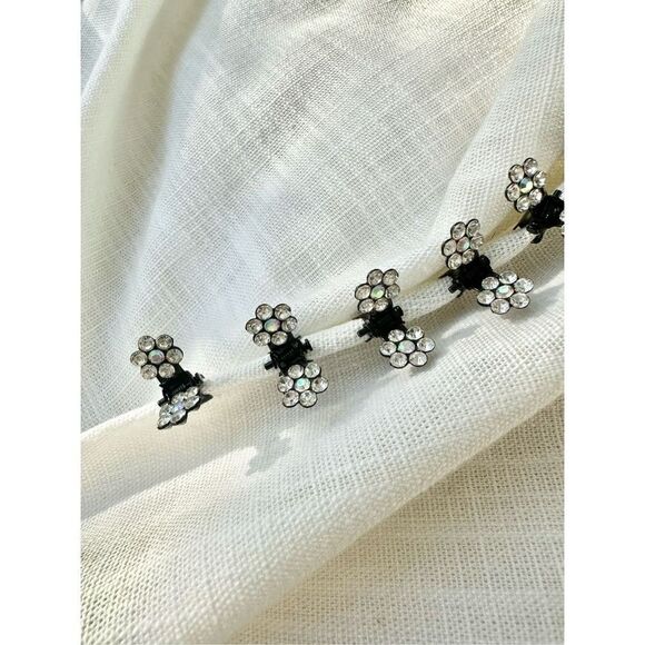 Set of 12 rhinestone flower petite hair clips - Picture 2 of 3